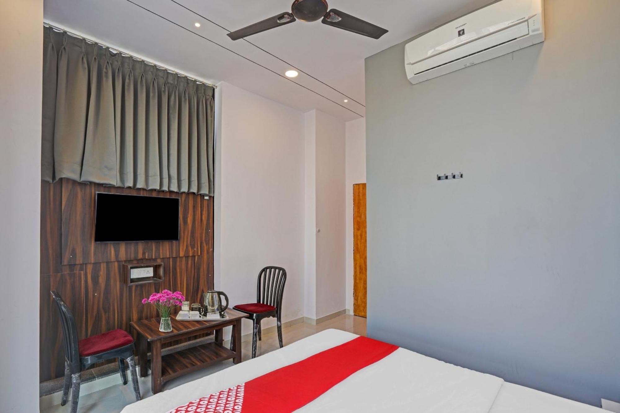Hotel O Sky View Surat Ngoại thất bức ảnh